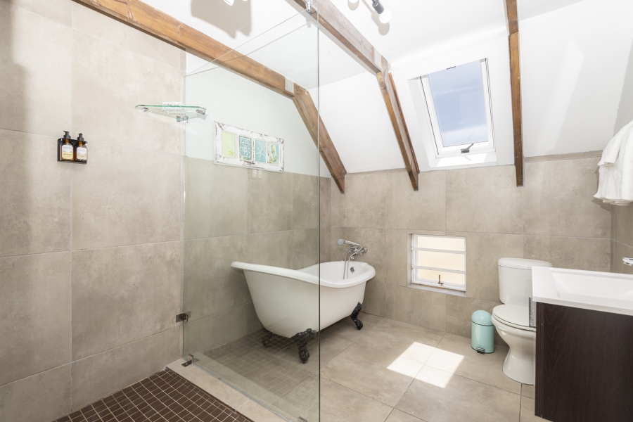 7 Bedroom Property for Sale in Jacobsbaai Western Cape